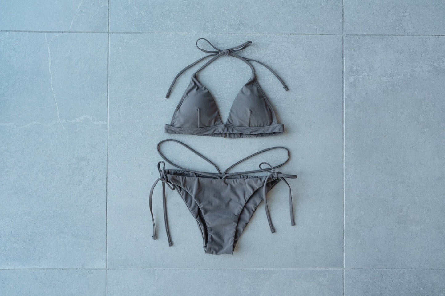 No.088 - Charcoal gray